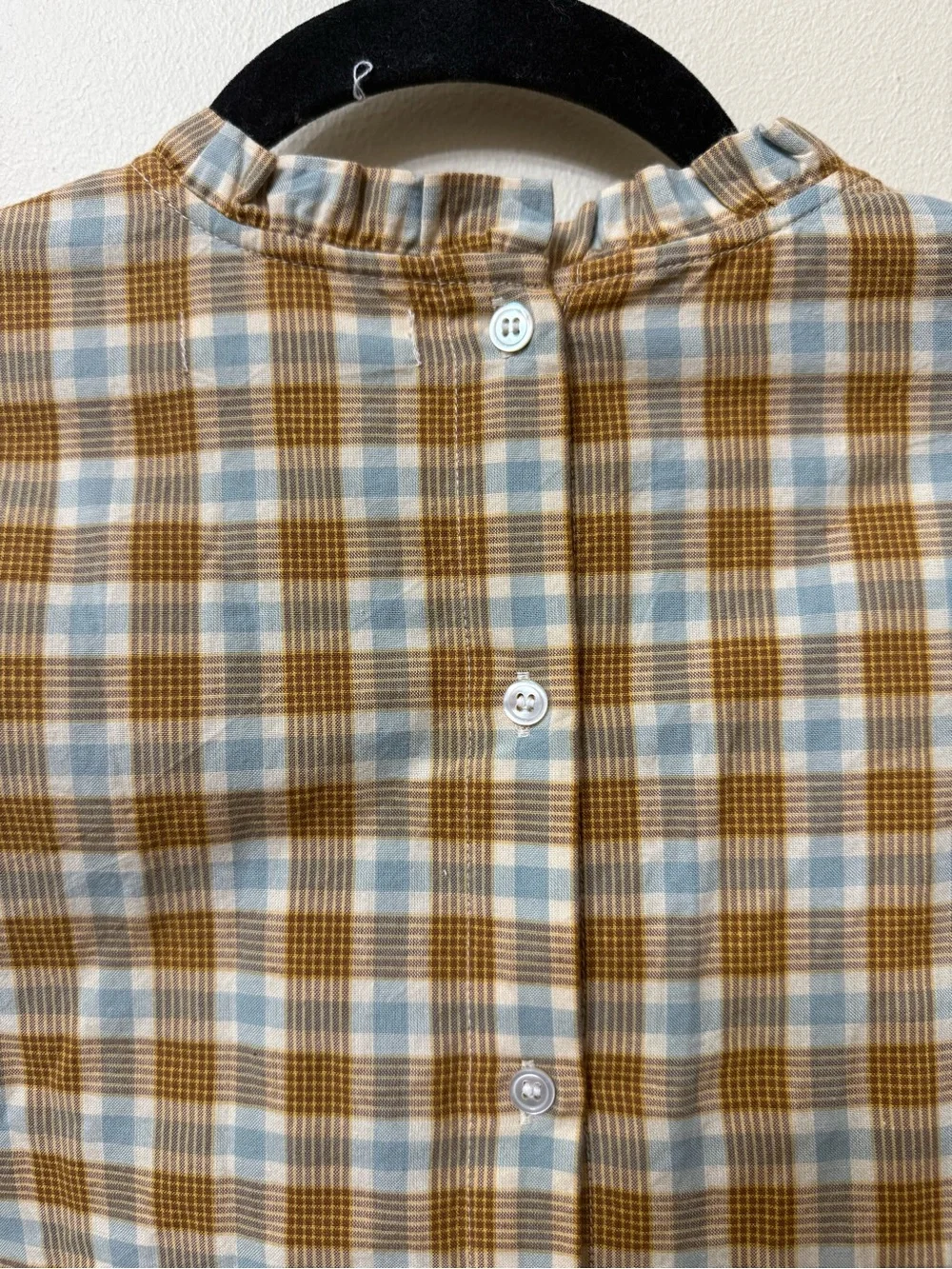 DOEN S Plaid Ruffle Neck Blouse Back Buttons Gathered Sleeves Whimsical Prairie